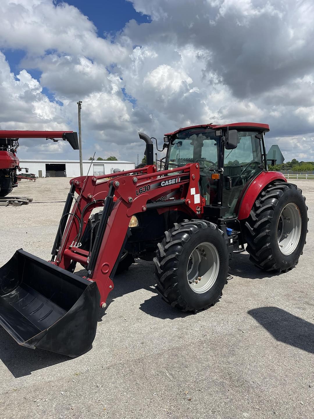 Image of Case IH Farmall 100C Primary image