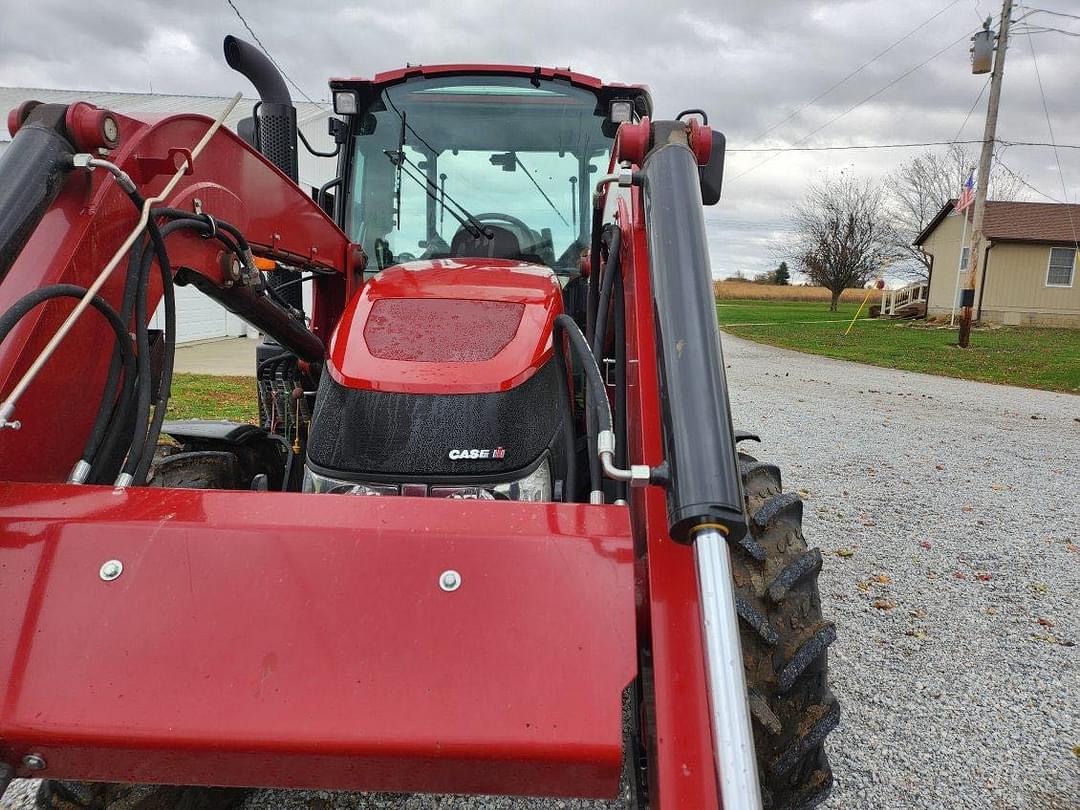 Image of Case IH Farmall 110C Primary image