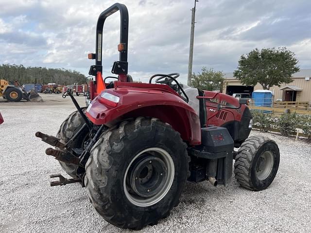 Image of Case IH Farmall 120C equipment image 3