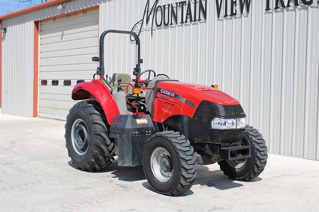 Image of Case IH Farmall 120C equipment image 4