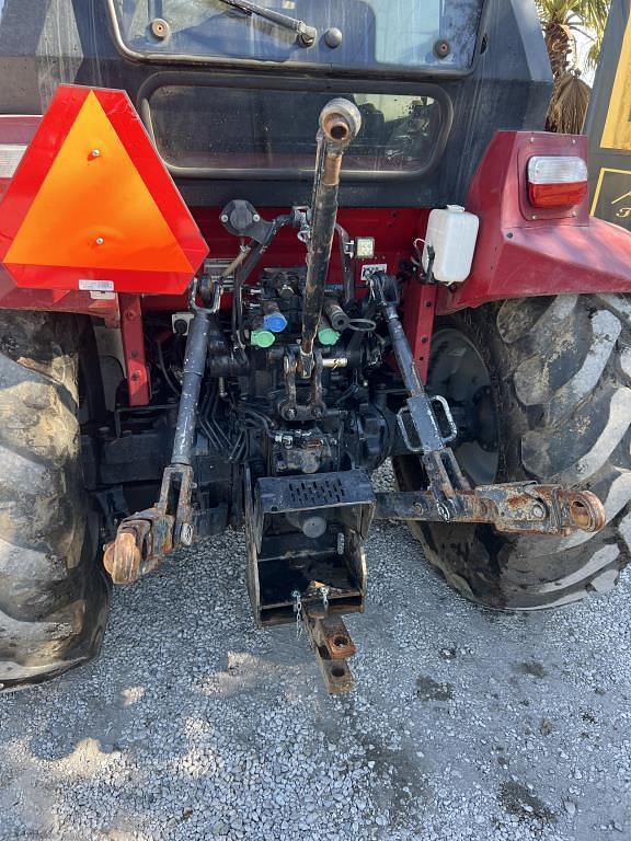 Image of Case IH Farmall 120C equipment image 2