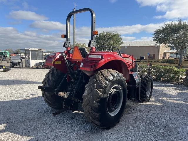 Image of Case IH Farmall 120C equipment image 3