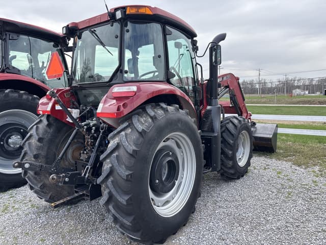 Image of Case IH Farmall 120C equipment image 2