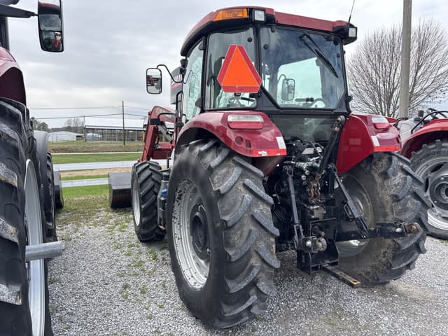 Image of Case IH Farmall 120C equipment image 4