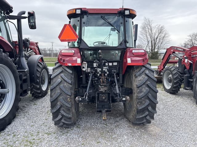 Image of Case IH Farmall 120C equipment image 3