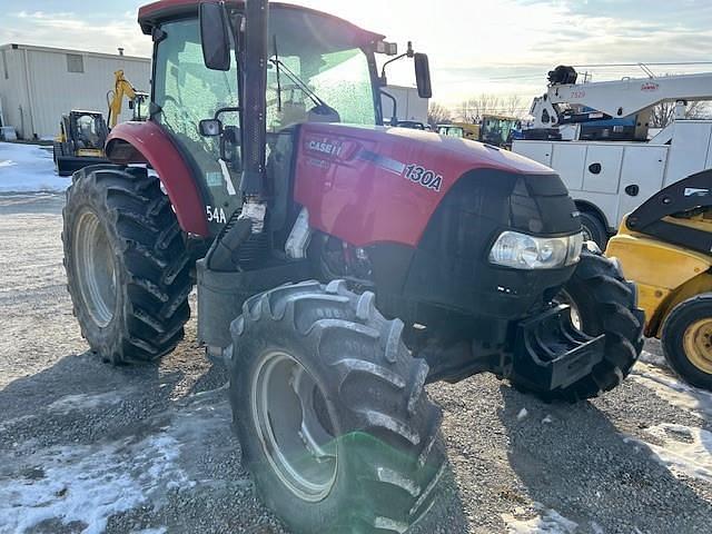 Image of Case IH Farmall 130A equipment image 1