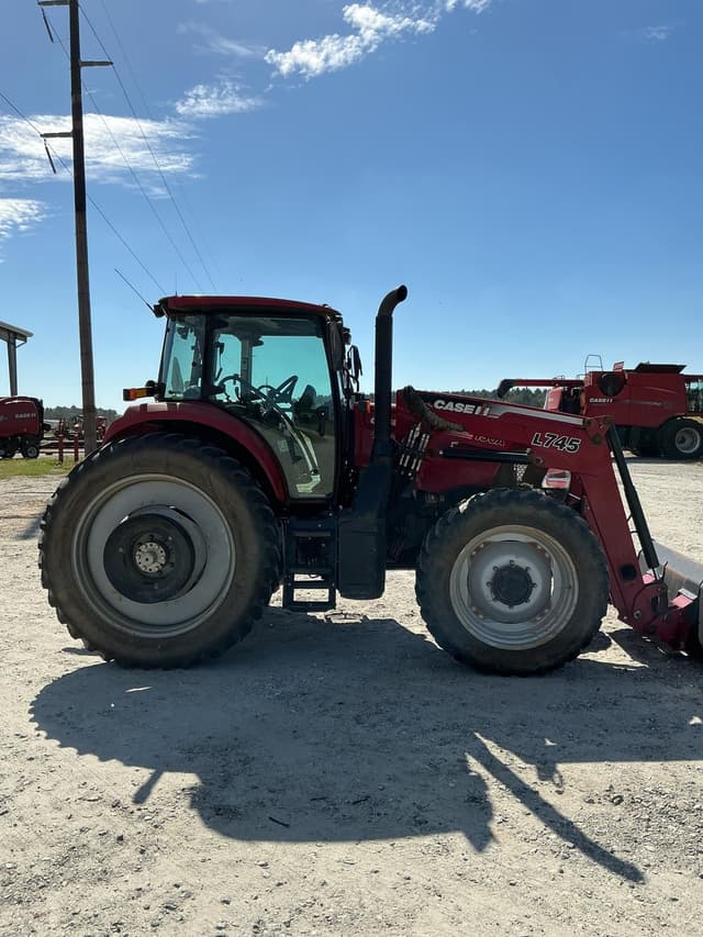 Image of Case IH Farmall 130A equipment image 4