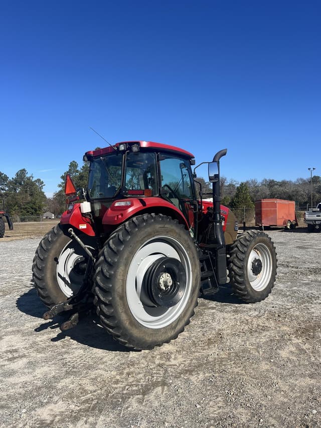 Image of Case IH Farmall 130A equipment image 4