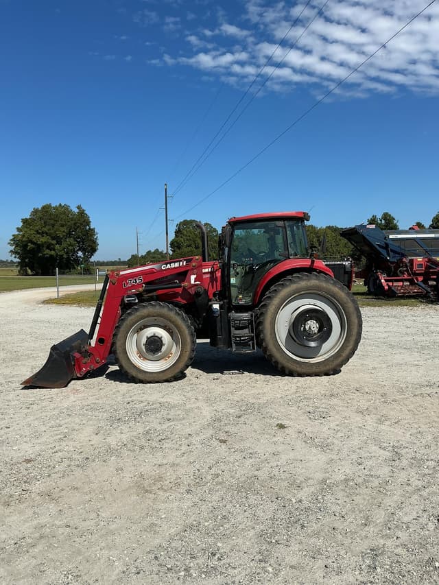 Image of Case IH Farmall 130A equipment image 1