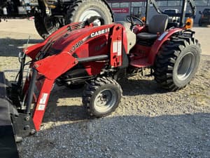 2017 Case IH Farmall 35A Image