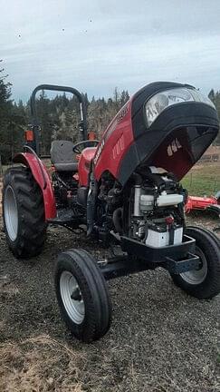 Image of Case IH Farmall 50A equipment image 4