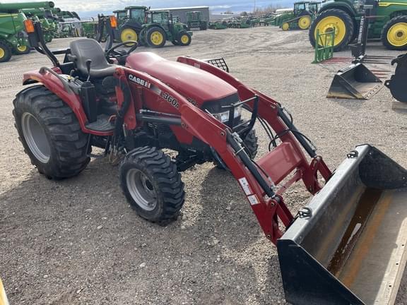 Image of Case IH Farmall 55C equipment image 2