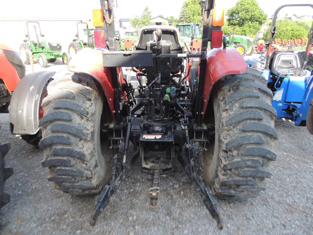 Image of Case IH Farmall 70A equipment image 4