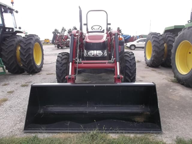 Image of Case IH Farmall 75C equipment image 1