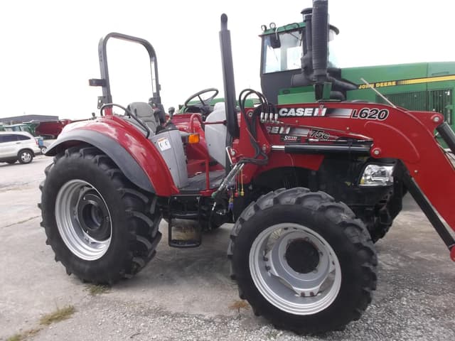 Image of Case IH Farmall 75C equipment image 4
