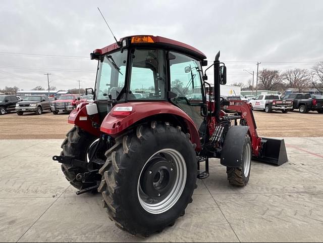 Image of Case IH Farmall 75C equipment image 4