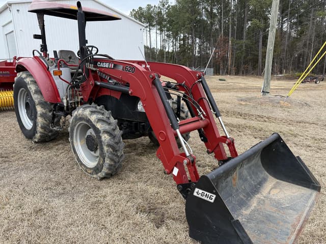 Image of Case IH Farmall 75C equipment image 1