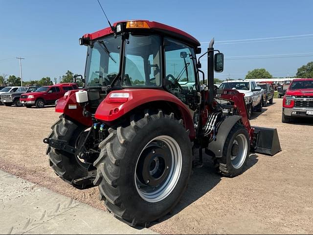 Image of Case IH Farmall 75C equipment image 4