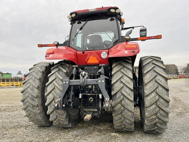 Image of Case IH Magnum 310 equipment image 4