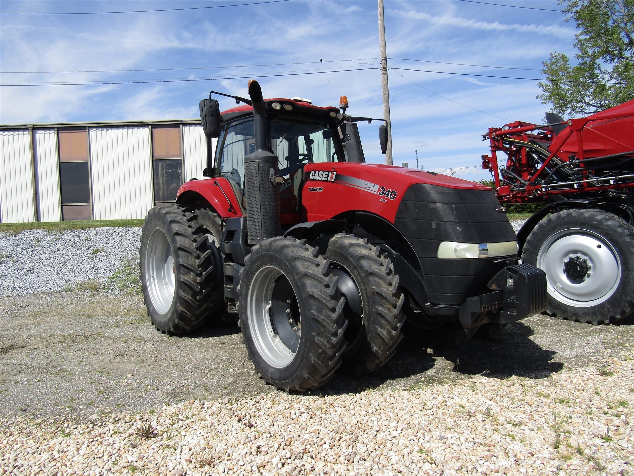 2017 Case IH Magnum 340 Equipment Image0