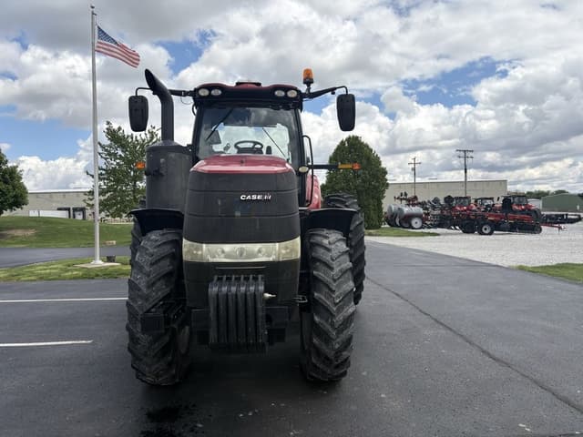 Image of Case IH Magnum 180 equipment image 2