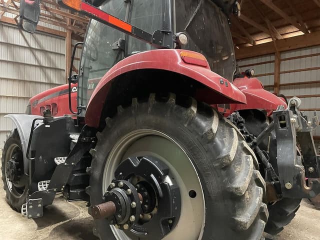 Image of Case IH Magnum 180 equipment image 3