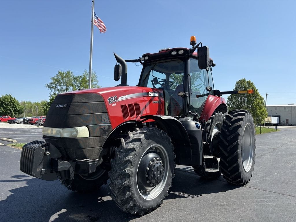 2017 Case IH Magnum 180 Equipment Image0