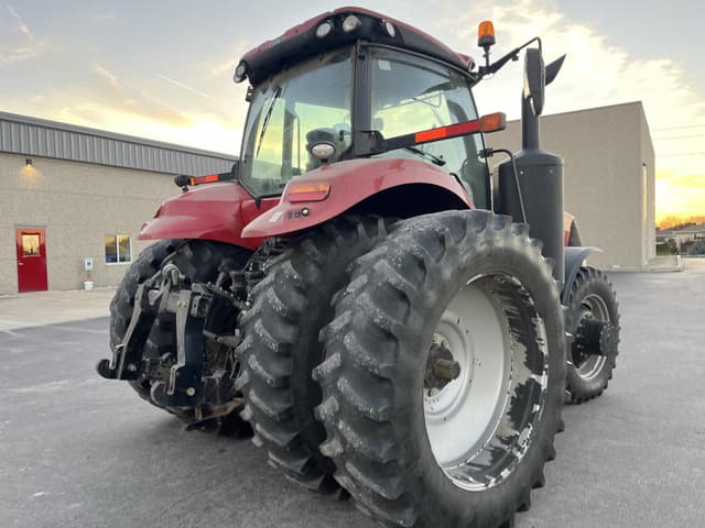 Image of Case IH Magnum 200 equipment image 3