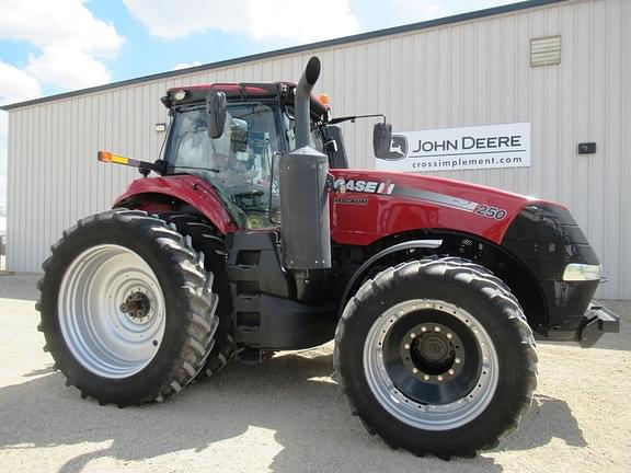 Image of Case IH Magnum 250 Primary image