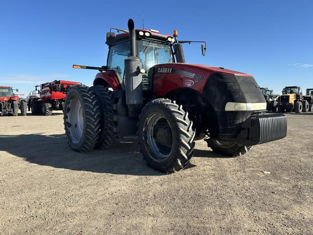 Image of Case IH Magnum 250 equipment image 2
