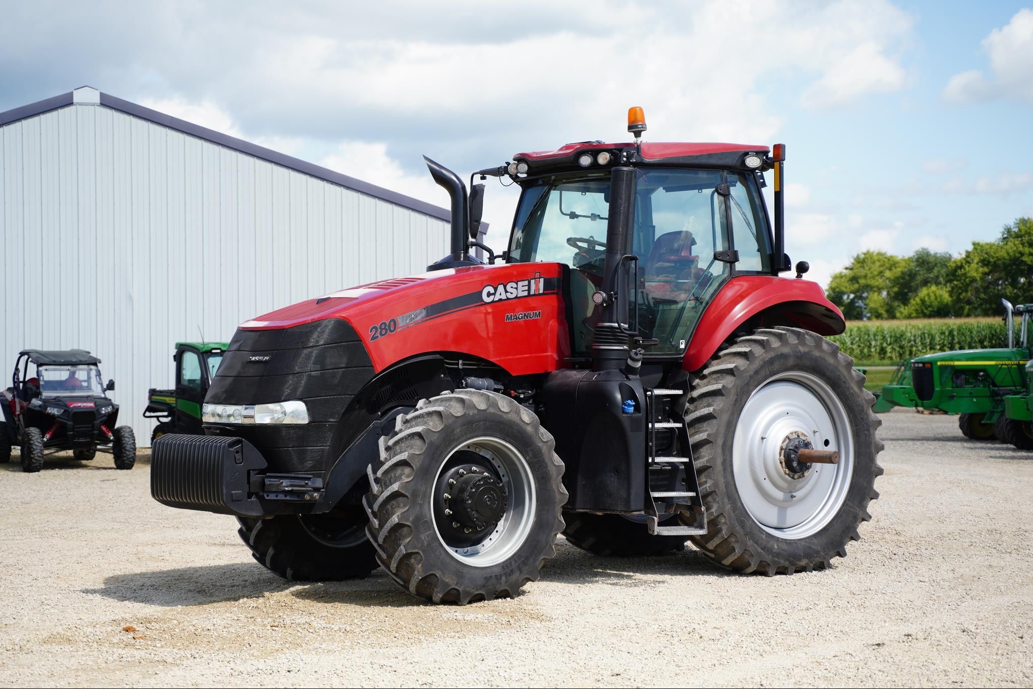 2017 Case IH Magnum 280 Equipment Image0