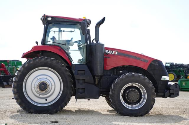 Image of Case IH Magnum 280 equipment image 3