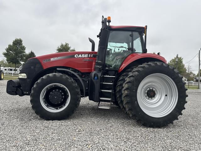 Image of Case IH Magnum 280 equipment image 2