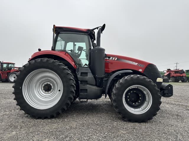 Image of Case IH Magnum 280 equipment image 3