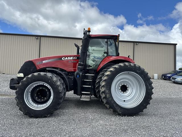Image of Case IH Magnum 280 equipment image 2