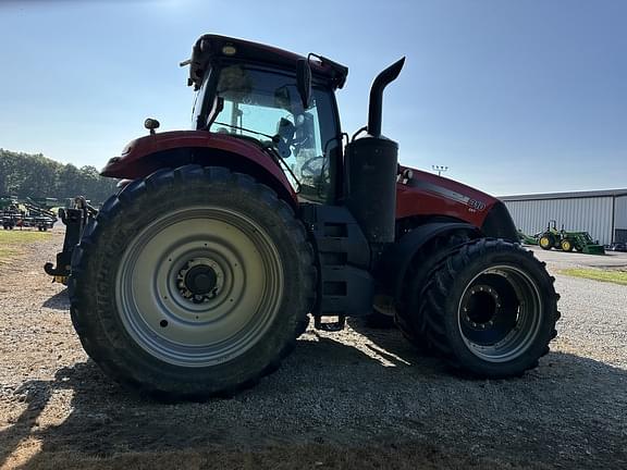 Image of Case IH Magnum 310 equipment image 3