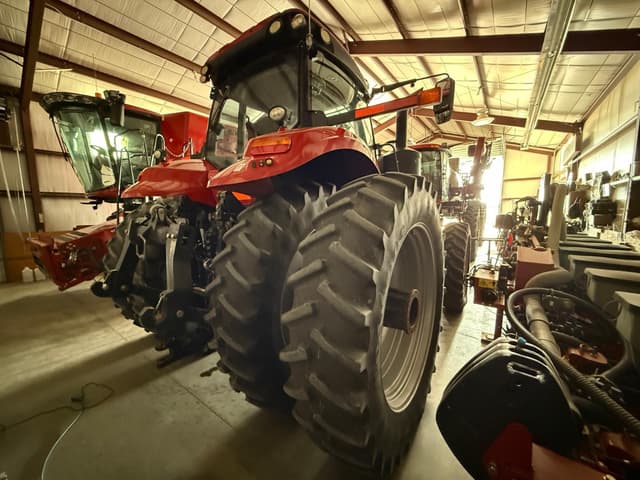 Image of Case IH Magnum 310 equipment image 3
