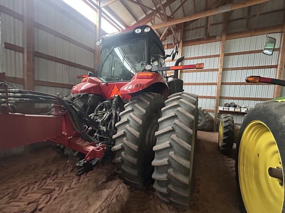 Image of Case IH Magnum 310 equipment image 3