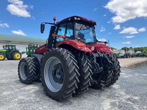 Image of Case IH Magnum 340 equipment image 2