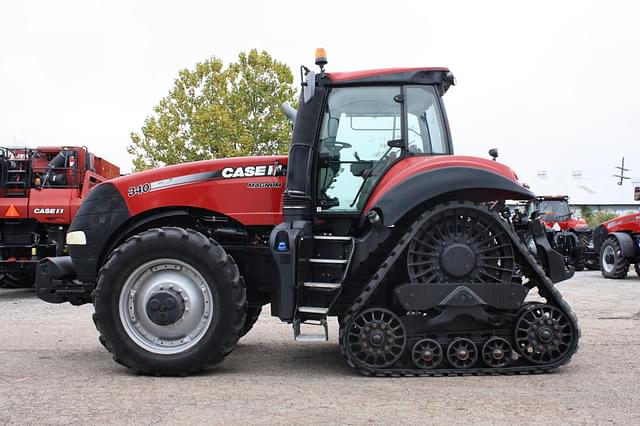 Image of Case IH Magnum 340 Rowtrac equipment image 1