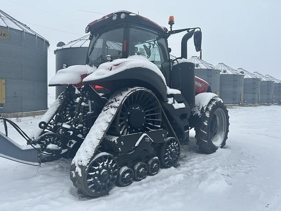 Image of Case IH Magnum 340 Rowtrac equipment image 2