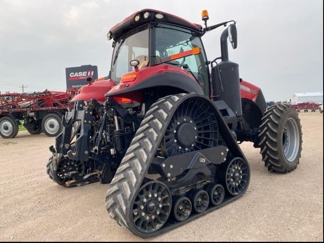 Image of Case IH Magnum 340 Rowtrac equipment image 4