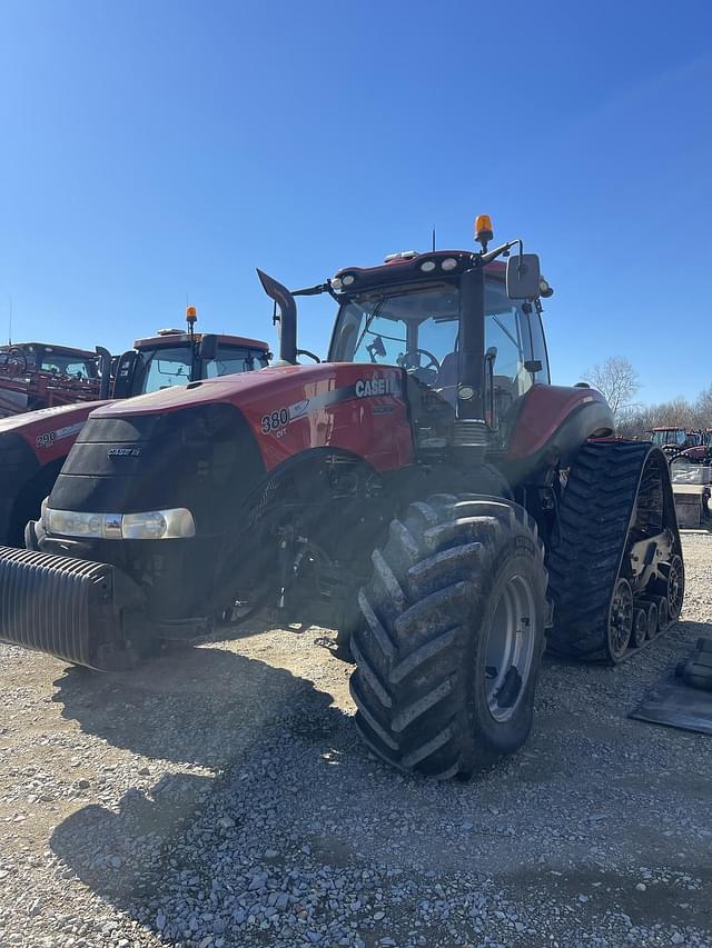 Image of Case IH Magnum 380 RowTrac equipment image 2