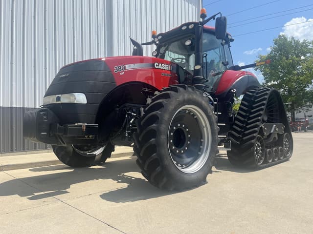 Image of Case IH Magnum 380 RowTrac equipment image 1