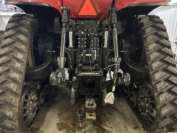 Image of Case IH Magnum 380 RowTrac equipment image 4