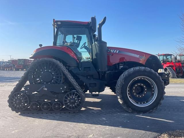 Image of Case IH Magnum 380 RowTrac equipment image 4