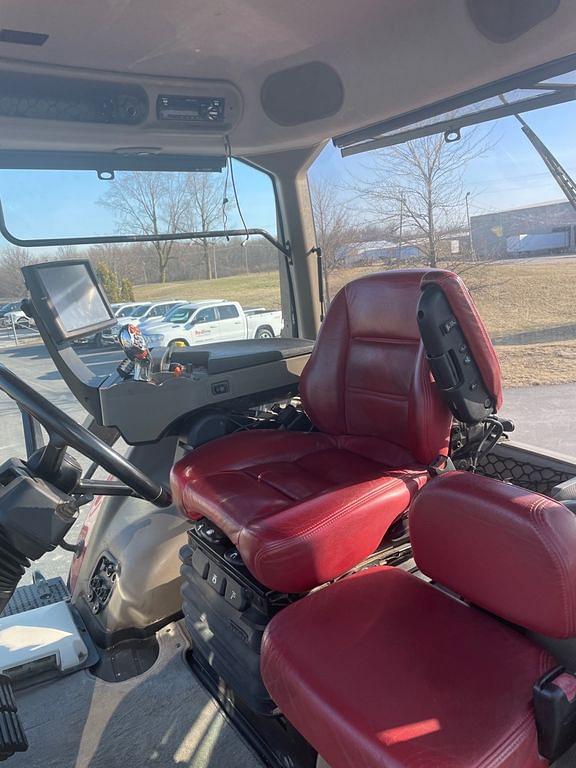 Image of Case IH Magnum 380 RowTrac equipment image 4