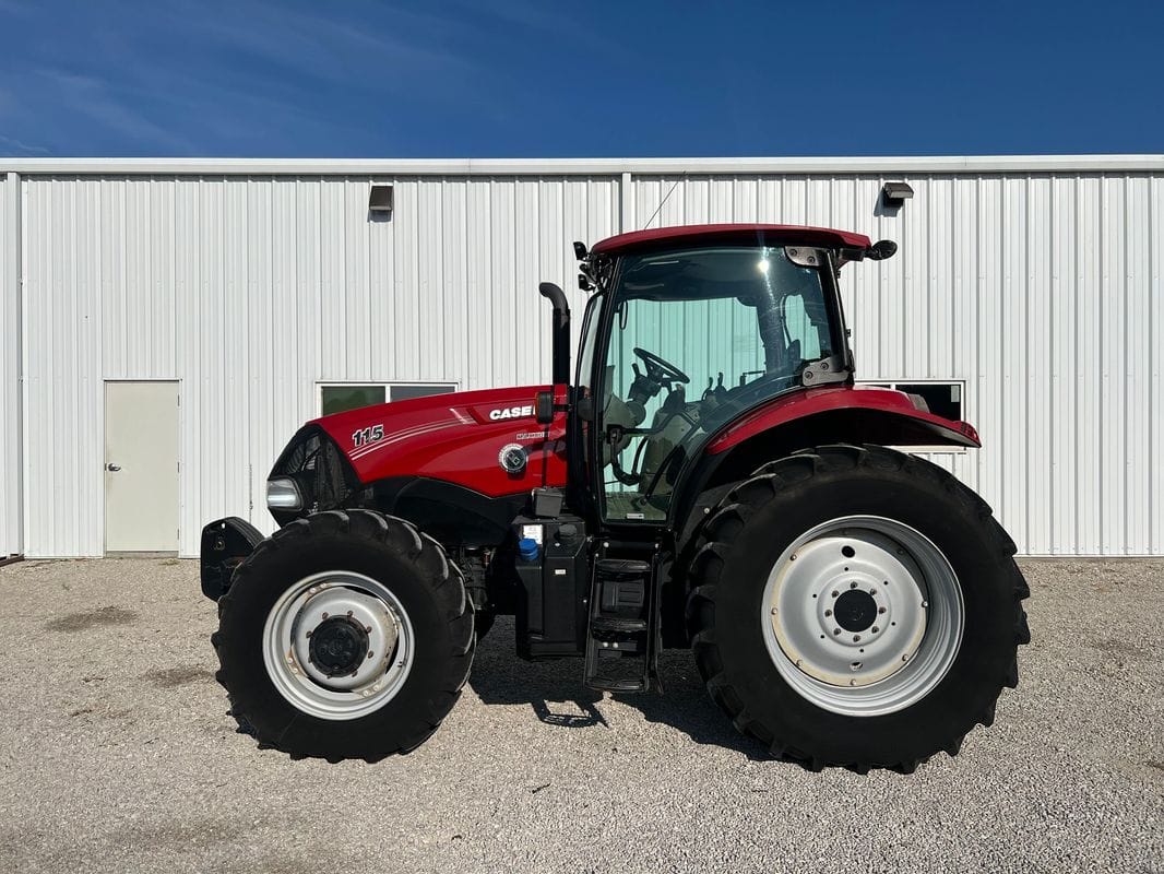 2017 Case IH Maxxum 115 Equipment Image0