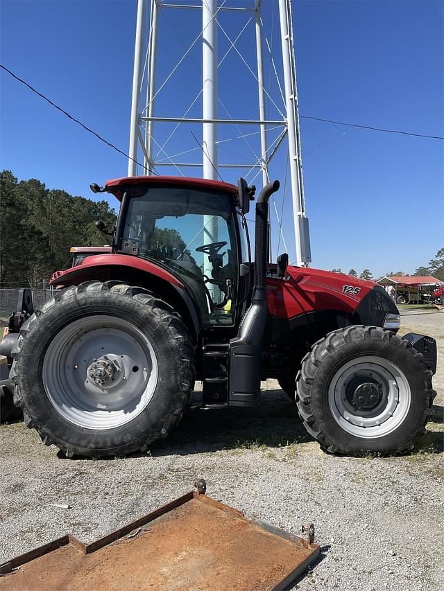 Image of Case IH Maxxum 125 equipment image 1