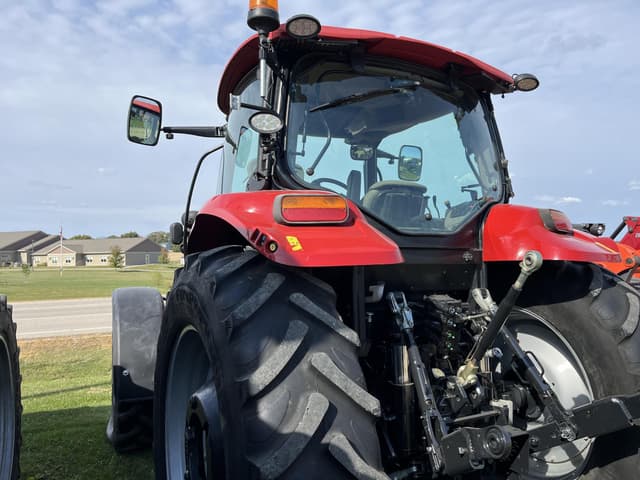 Image of Case IH Maxxum 125 equipment image 4